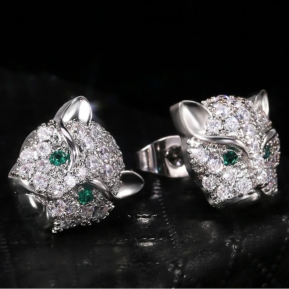 Tsavorite & Diamond Cheetah Stud Earrings - Picture 6 of 16